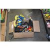 Image 1 : BOX OF TOOLS SAFETY HARNESS AND EXACTO KNIVES