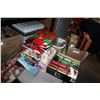 Image 1 : BAKEWARE GRILL PERFUME GRINDER PHONE AND CHRISTMAS WRAP AND CRACKERS