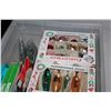 Image 4 : TOTE OF VINTAGE CHRISTMAS ORNAMENTS