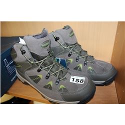 NEW MOUNTAIN WAREHOUSE SIZE 11 HIKING BOOTS