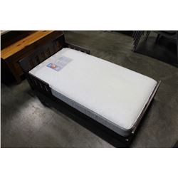 KIDCRAFT CHILDS BED AND MATTRESS