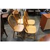 Image 2 : SET OF FOUR MAPLE HOOP BACK DINING CHAIRS