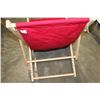 Image 3 : FOLDING KIT KAT CHAIR AND UMBRELLA