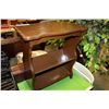 Image 1 : TROUGH STYLE ENDTABLE