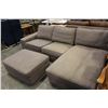 Image 2 : FABRIC SECTIONAL SOFA