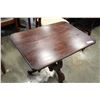 Image 1 : VINTAGE PARLOUR TABLE