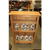 Image 1 : PINE BOOKSHELF