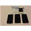 Image 1 : 3 APPLE IPHONE 4 BLACK FIDO AND WHITE 4S KOODO