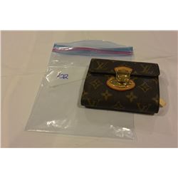LOUIS VUITTON FOLDING WALLET
