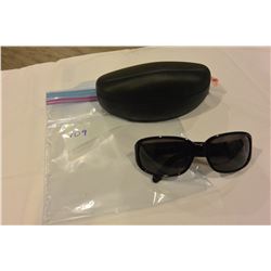 CASED BANANA REPUBLIC SUNGLASSES