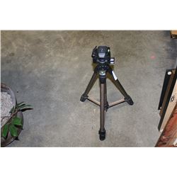 DYNEX TRIPOD