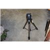 Image 1 : DYNEX TRIPOD
