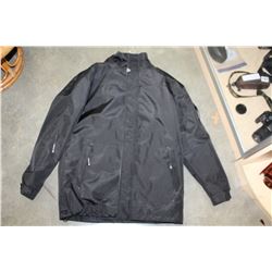 MEDIUM LAND MARK RAIN JACKET