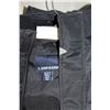 Image 2 : MEDIUM LAND MARK RAIN JACKET