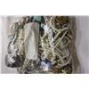 Image 2 : BAG OF JEWELERY
