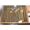 Image 2 : LOT OF CUBAN CIGARS AND CASES