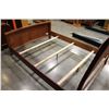 Image 4 : MODERN QUEENSIZE BED FRAME