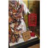 Image 2 : GEISHA FIGURE