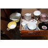Image 2 : SHELF LOT OF VINTAGE CHINA CUPS AND SAUCERS