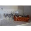 Image 2 : FOUR WINE GLASSES AND WINE AND CHEESE SET