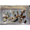 Image 1 : LOT OF ANIMAL FIGURES