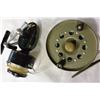 Image 3 : BRITISH FISHING REEL OTHER REEL AND SCALE AND LURES