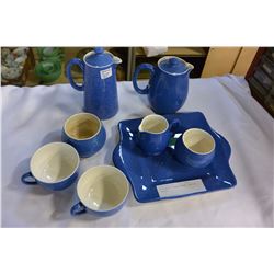 MOORCROFT POWDER BLUE PARTIAL TEASET