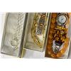 Image 2 : THREE TRAYS OF ESTATE JEWELLRY AND WATCH