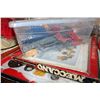 Image 2 : LOT OF COLLECTIBLE MECANNO ANDOCEAN SCENE PICTURE