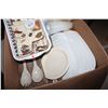 Image 4 : BOX OF NEW CUTTING BOARDS AND KITCHEN ITEMS