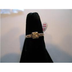 PLATINUM RING W/DIAMONDS (.3 CT)