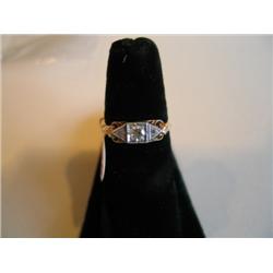 RING W/DIAMOND (.15 CT)