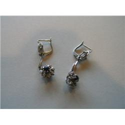 PAIR OF SAPPHIRE EARRINGS