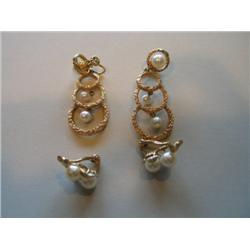 LOT, EARRINGS