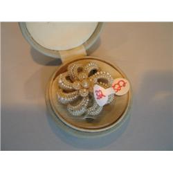 SEED PEARL BROOCH (MISSING SOME)