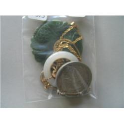 LOT, NECKLACES & PENDANTS