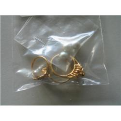 LOT, (3) RINGS & LOOSE PEARLS