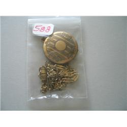 LOCKET W/CHAIN