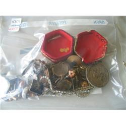 LOT, MISC JEWELRY & COLLECTIBLES