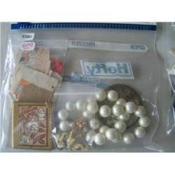 LOT, MISC JEWELRY & COLLECTIBLES