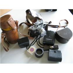 LOT, LEITZ 35MM CAMERA W/ACCESSORIES