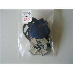 LOT, MEDALS INCLUDING WWI GERMAN SERVICE MEDAL & WWII WHITE CROSS W/SWASTIKA CENTER