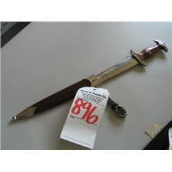 DAGGERS W/SWASTIKA & GERMAN EAGLE (ETCHED BLADES)