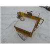 Image 1 : Strato vac material lift -working condition unknown
