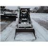 Image 2 : Bobcat 530 w/manure bucket & pallet forks SN#-4994M12595