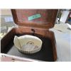 Image 2 : Hat transport suitcase or carrier