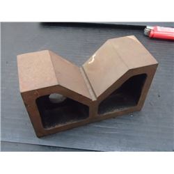 4" x 1.5" x 2.25" V-Block, No info on unit