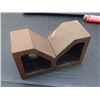 Image 1 : 4" x 1.5" x 2.25" V-Block, No info on unit