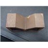 Image 2 : 4" x 1.5" x 2.25" V-Block, No info on unit
