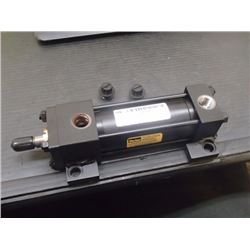 Parker Pneumatic Cylinder, M/N: 1.50C2ALU14A3.000